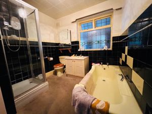 Photo 7- click for photo gallery